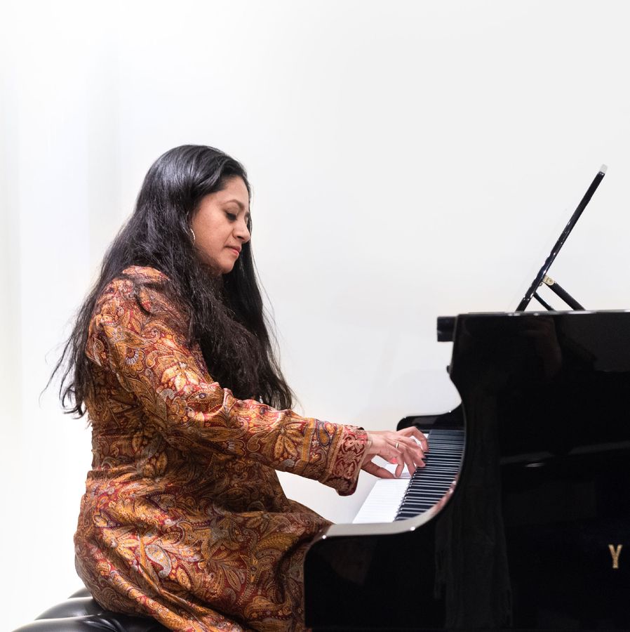 Charu Suri Live at Dr. Phillips Center