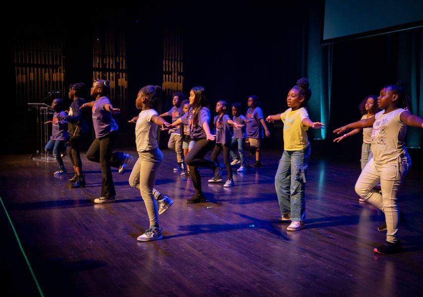 Homeschool Classes at Dr. Phillips Center, ages 12-14